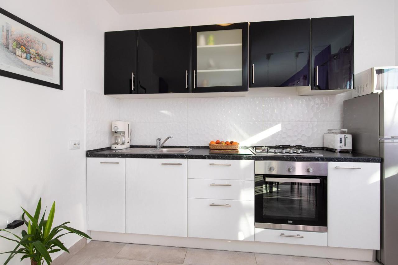 Apartment Marija Krk Town Eksteriør bilde